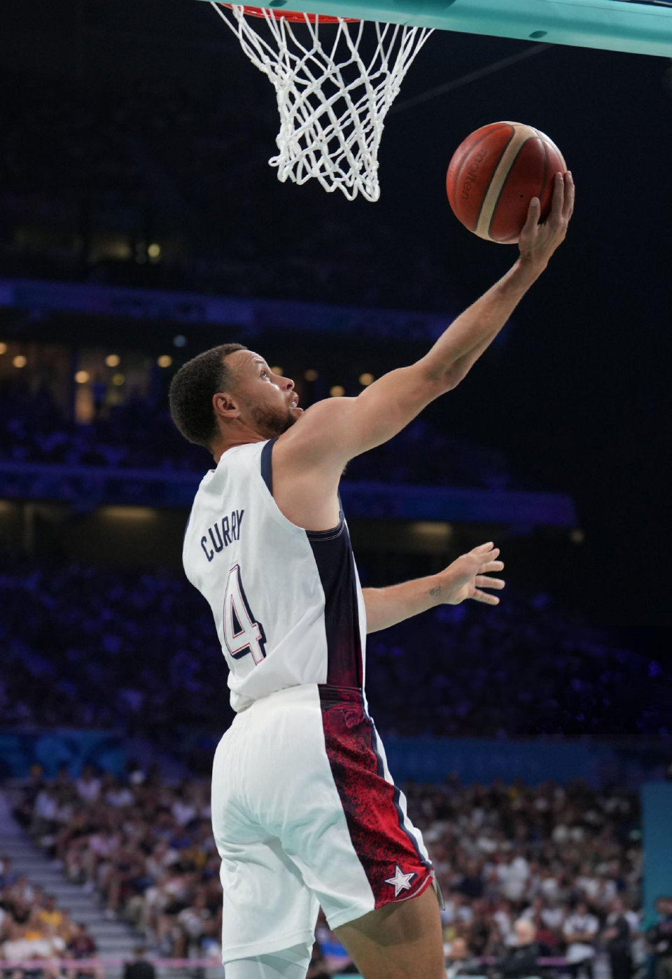 现出极高的 现出极高的