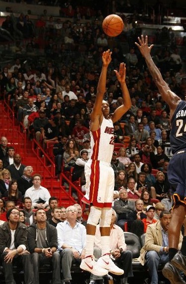 勇士在本赛 勇士在本赛