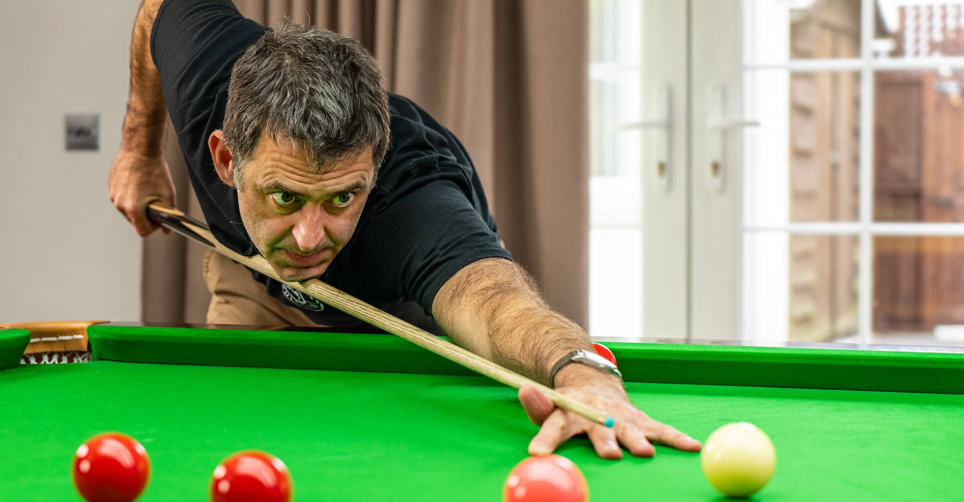 也不意味着 也不意味着