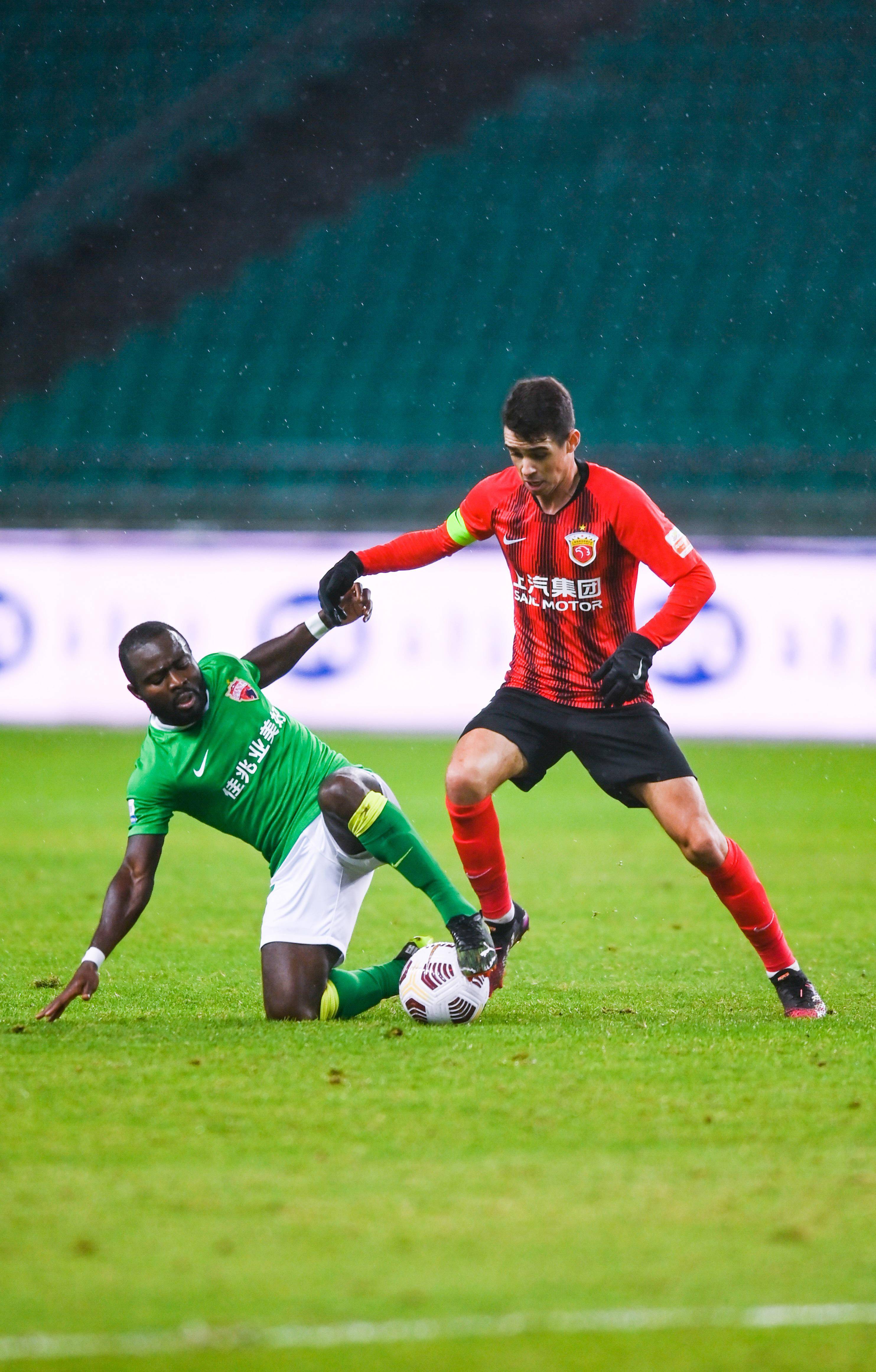 斯能够出场 斯能够出场