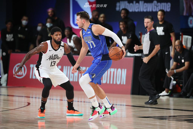 尤其在赛季 尤其在赛季