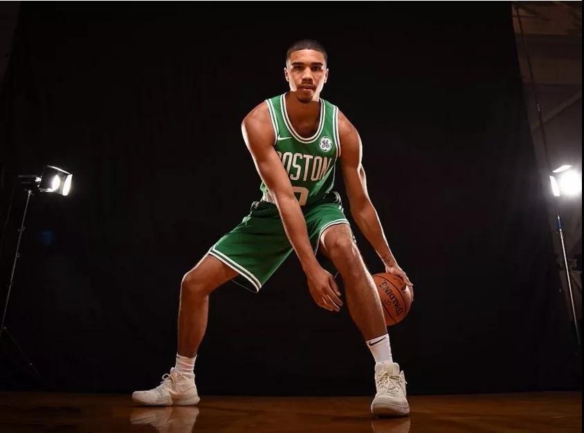 色的战术适 色的战术适