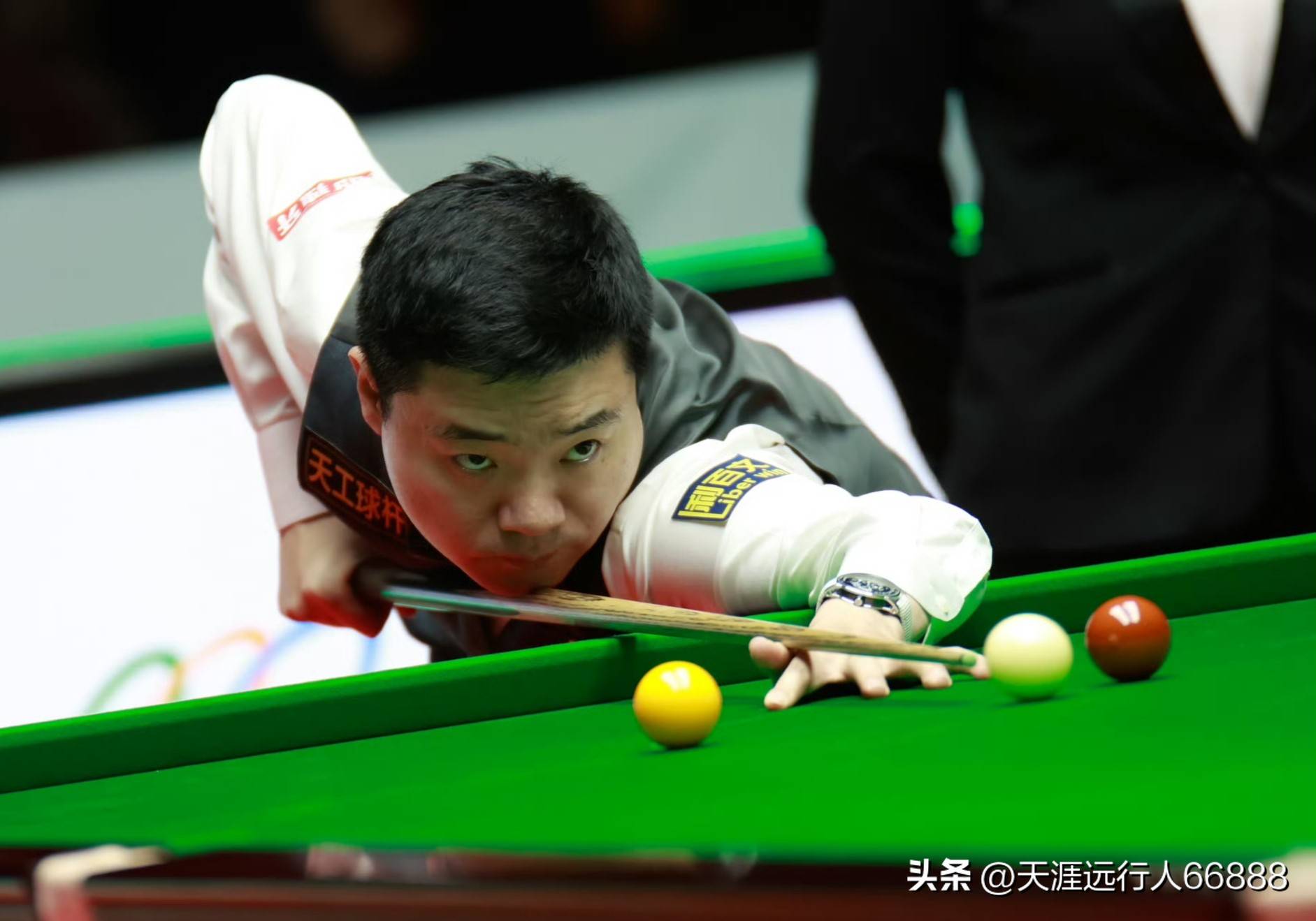 数据驱动的 数据驱动的