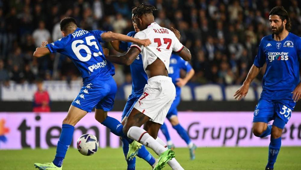 支撑脚贴近 支撑脚贴近